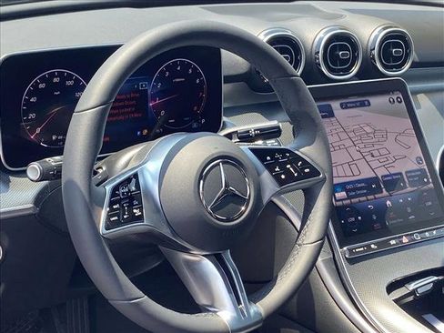 Used 2024 Mercedes-Benz C 300 Sedan image 3