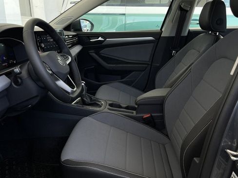 New 2025 Volkswagen Jetta SE image 17