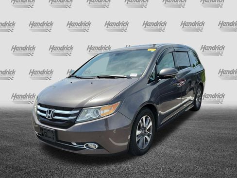 Used 2014 Honda Odyssey Touring Elite image 4