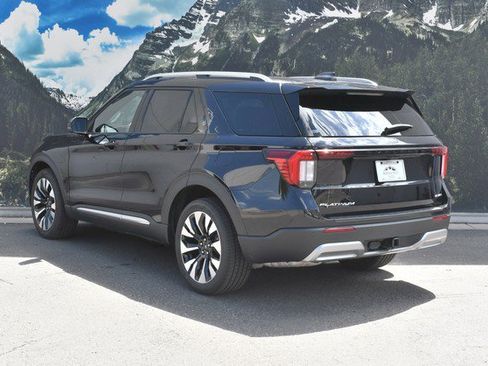 Used 2025 Ford Explorer Platinum w/ LUX Leather Package AWD/4WD image 9