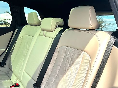 New 2026 BMW X3 xDrive30i w/ Premium Package AWD/4WD image 17
