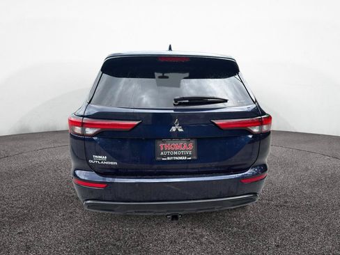 Used 2022 Mitsubishi Outlander SE AWD/4WD image 6