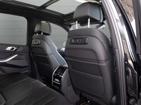 Used 2023 BMW X5 M50i w/ Climate Comfort Package AWD/4WD image 63