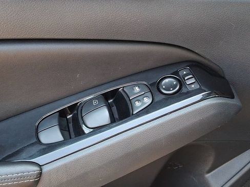 Used 2023 Nissan Altima 2.5 SV FWD image 23
