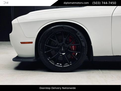 Used 2019 Dodge Challenger SRT Hellcat Redeye RWD image 37
