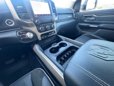 Used 2022 RAM 1500 Laramie AWD/4WD image 10