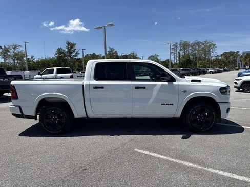 New 2026 RAM 1500 4x4 Crew Cab image 2