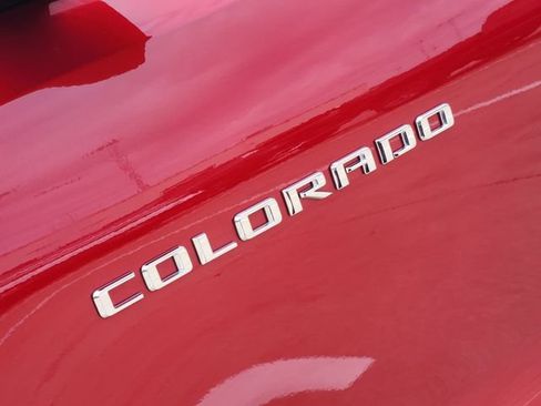 Used 2025 Chevrolet Colorado W/T w/ WT Custom Package RWD image 9