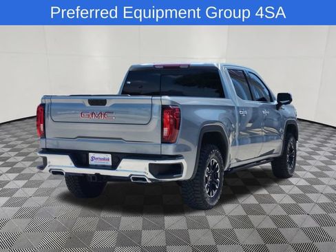 Used 2024 GMC Sierra 1500 SLT AWD/4WD image 3