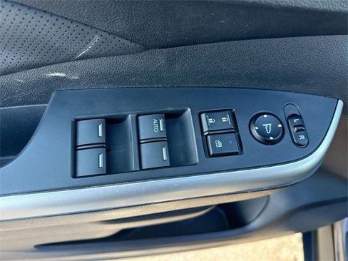 Used 2016 Honda CR-V EX-L image 15