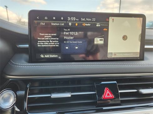 Used 2025 Genesis G70 3.3T Advanced image 11