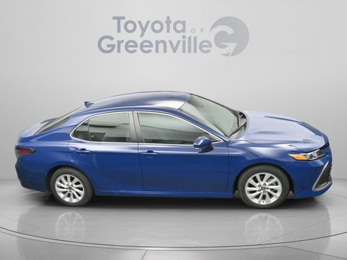 Used 2023 Toyota Camry LE w/ Convenience Package FWD image 33