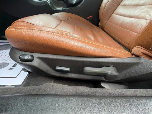 Used 2010 Ford Mustang Coupe RWD image 15