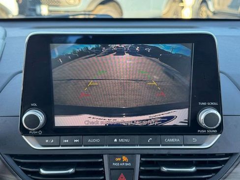 Used 2023 Nissan Altima 2.5 SV image 26