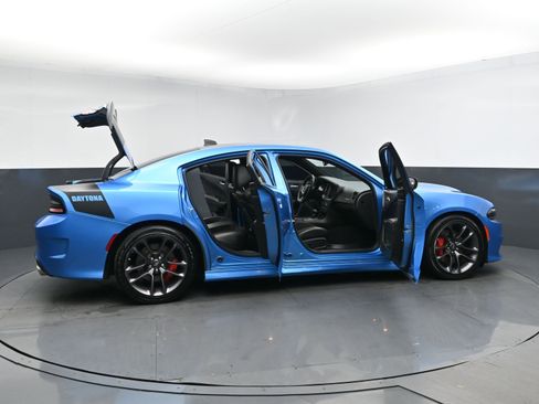 Used 2023 Dodge Charger R/T w/ Daytona Edition Group image 31