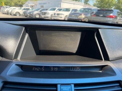 Used 2011 Honda Accord EX-L image 27