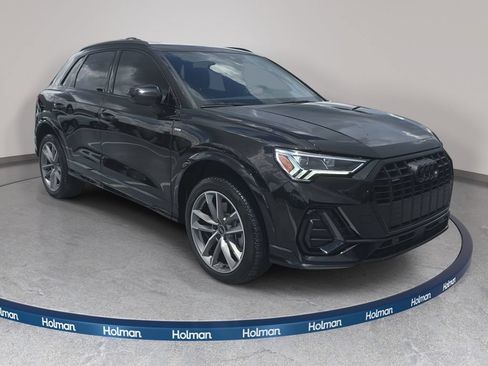 Certified 2025 Audi Q3 2.0T Premium w/ Convenience Package AWD/4WD image 4