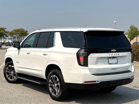 Used 2026 Chevrolet Tahoe LT w/ Comfort Package image 24