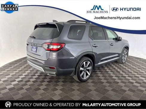 Used 2024 Honda Pilot Elite image 6