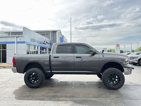 Used 2016 RAM 1500 Big Horn AWD/4WD image 11