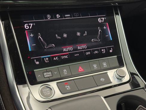 Used 2025 Audi Q7 3.0T Premium Plus w/ Premium Plus Package image 30