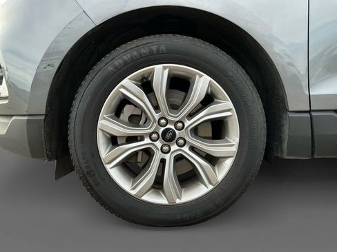 Used 2024 Ford Edge Titanium image 14