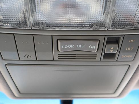 Used 2008 Toyota Camry Hybrid FWD image 32