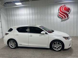 Used 2014 Lexus CT 200h image 1