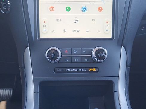 Certified 2024 Ford Edge SEL image 15