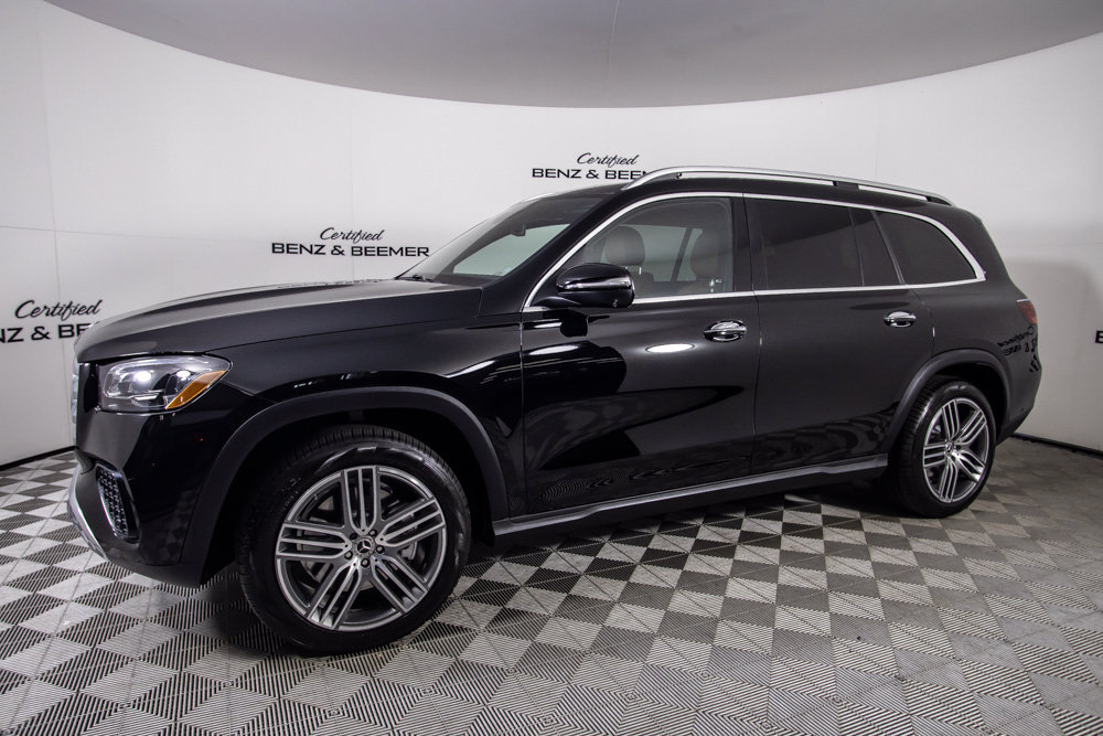 Used 2026 Mercedes-Benz GLS 450 4MATIC image 10