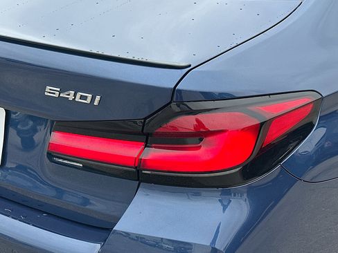 Used 2023 BMW 540i 540i w/ M Sport Package image 29