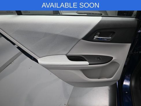 Used 2016 Honda Accord LX image 29