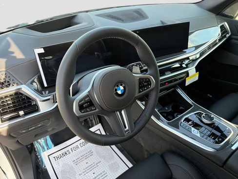 New 2026 BMW X5 M60i image 25