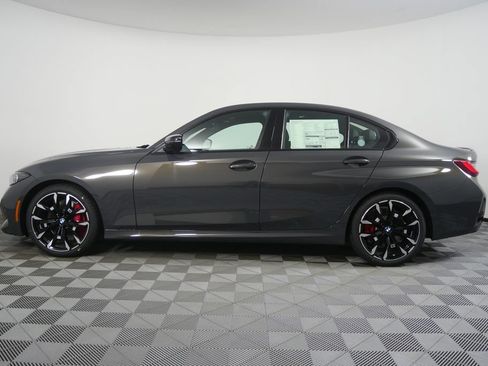 Used 2026 BMW 330i Sedan w/ M Sport Package RWD image 6