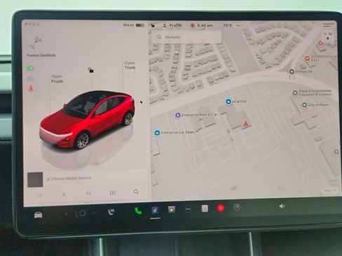 Used 2026 Tesla Model Y AWD image 43