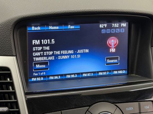 Used 2014 Chevrolet Cruze LT FWD image 22