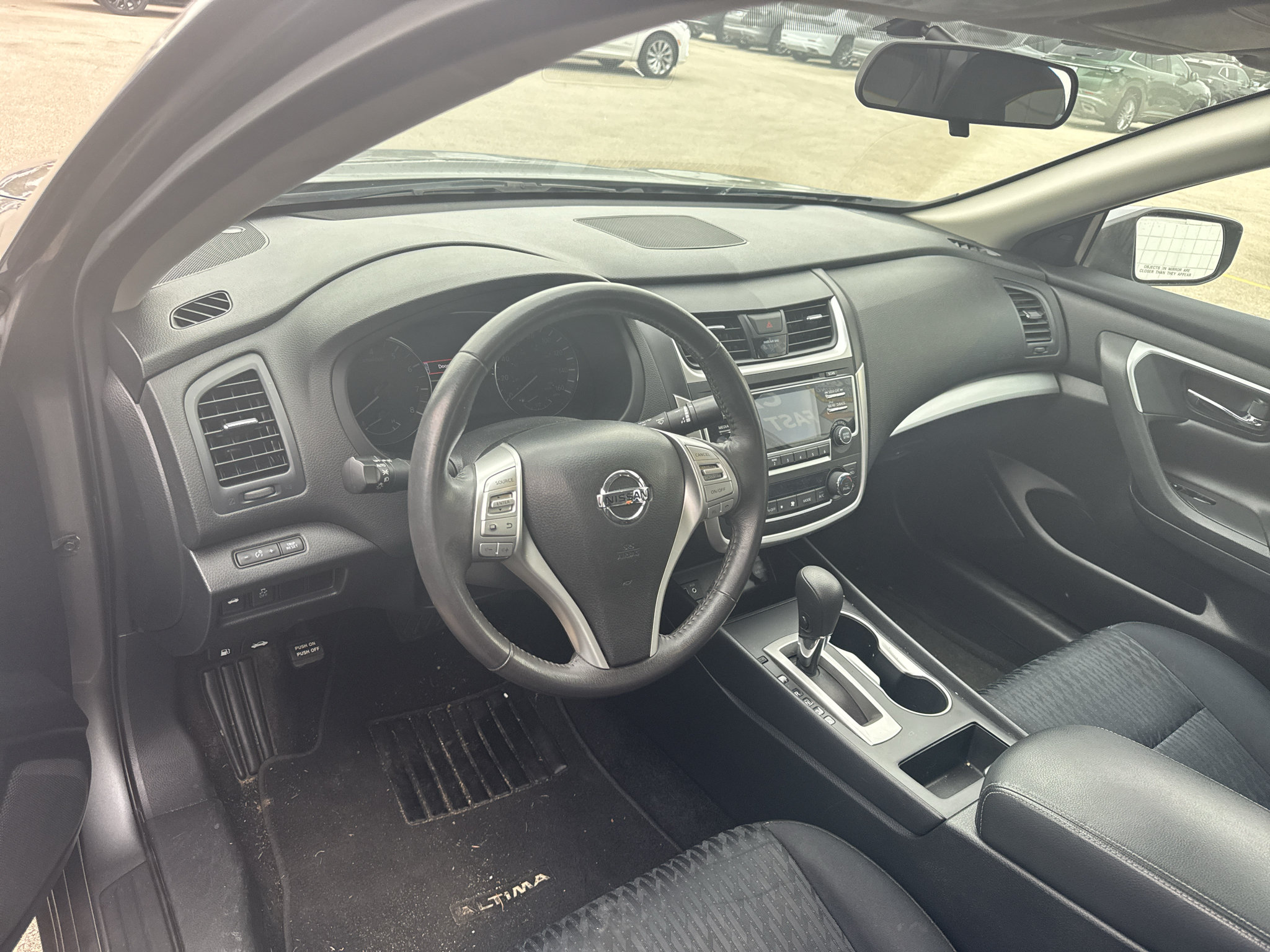 Used 2017 Nissan Altima 2.5 SV FWD image 7