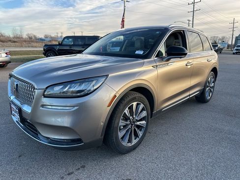 Used 2021 Lincoln Corsair Reserve image 13