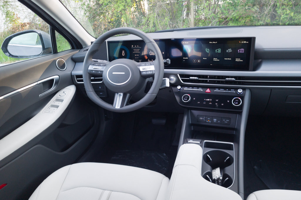 New 2027 Hyundai Sonata SEL FWD image 16
