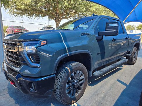 Used 2026 Chevrolet Silverado 2500 LT w/ Trail Boss Package AWD/4WD image 1