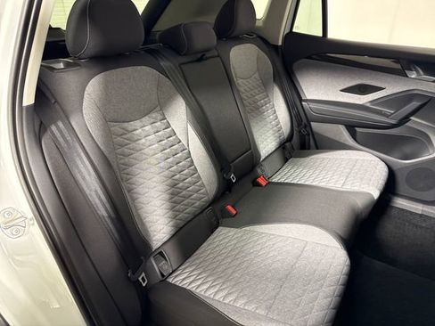 Used 2025 Volkswagen Tiguan S AWD/4WD image 15