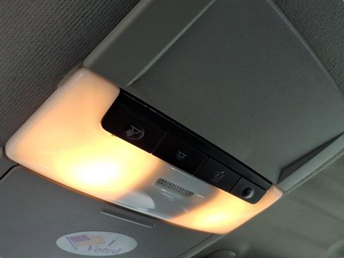 Used 2021 Nissan Sentra SR FWD image 12