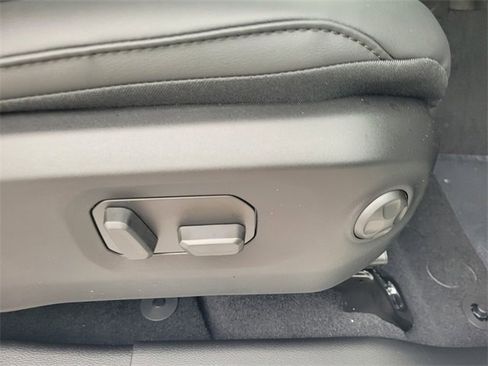 New 2026 Jeep Wrangler Unlimited Rubicon image 17