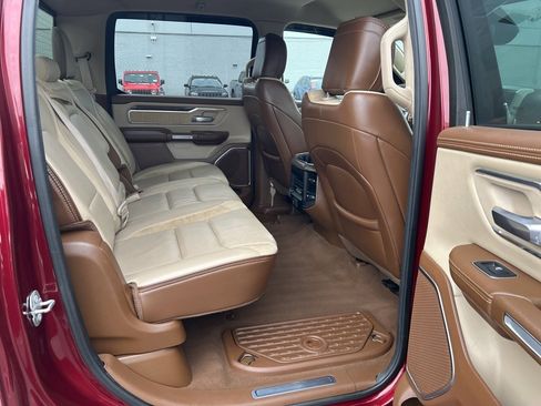 Used 2019 RAM 1500 Laramie image 18