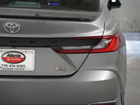 Used 2025 Toyota Camry XSE FWD image 10