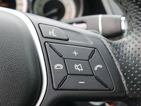 Used 2014 Mercedes-Benz E 350 Sedan image 12