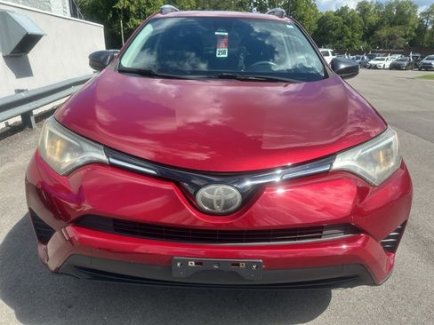 Used 2018 Toyota RAV4 LE w/ All Weather Liner Package FWD image 2