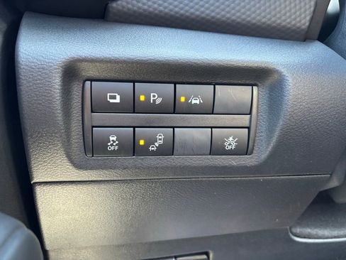 Used 2025 Nissan Kicks Play S image 15