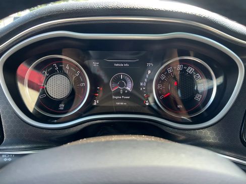 Used 2018 Dodge Challenger GT w/ Driver Convenience Group AWD/4WD image 15