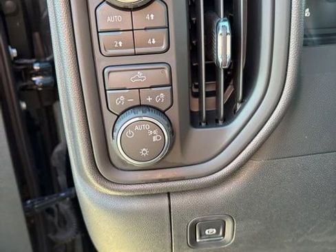 New 2026 Chevrolet Silverado 1500 Custom Trail Boss w/ Dark Appearance Package AWD/4WD image 21